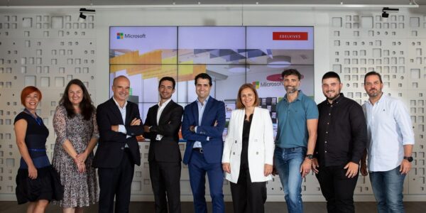 Edelvives y Grupo AE se unen para lanzar la certificación de alumnos en competencia digital avalada por Microsoft